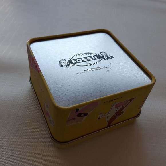 Rare 2000 Fossil Tin Shoes Empty - Picture 5 of 6